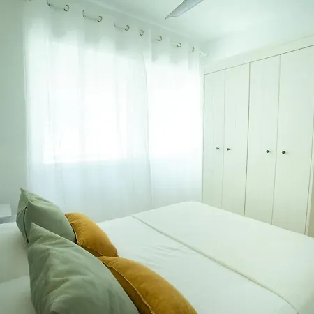 Fontanilla Playa Apartamento Apartment Marbella